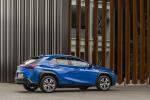 Lexus UX300e 2020 года (WW)